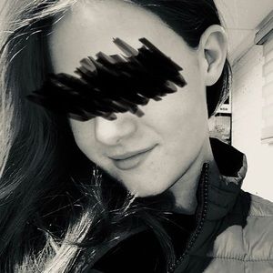 Meet your Posher, Kira